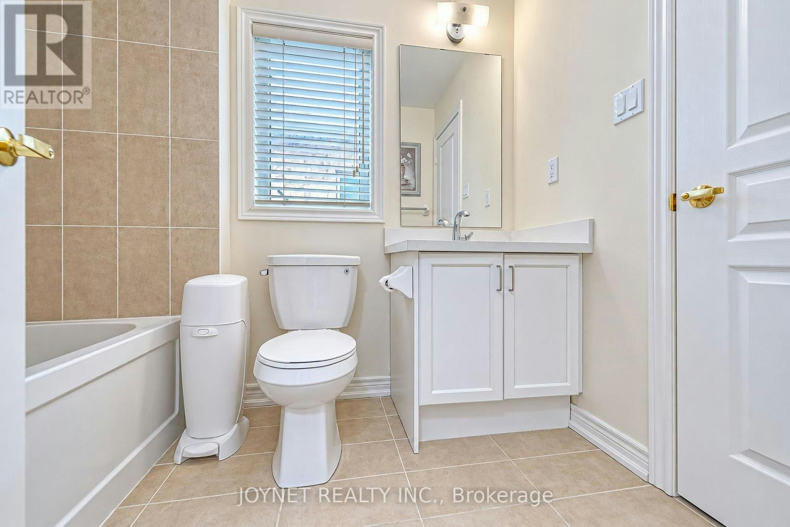 18 Ira Lane, Whitchurch-Stouffville, ON, L4A 1S3 - 21