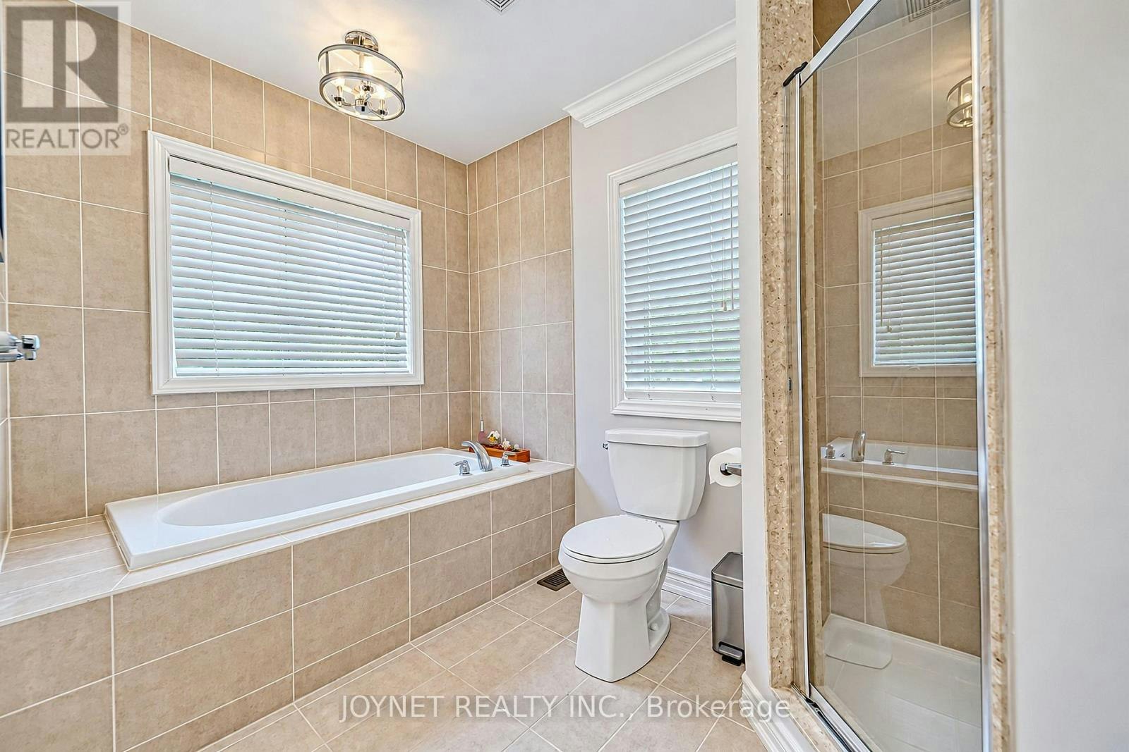 18 Ira Lane, Whitchurch-Stouffville, ON, L4A 1S3 - 18
