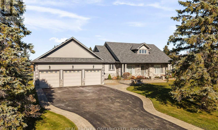 1046 Hurlwood Lane