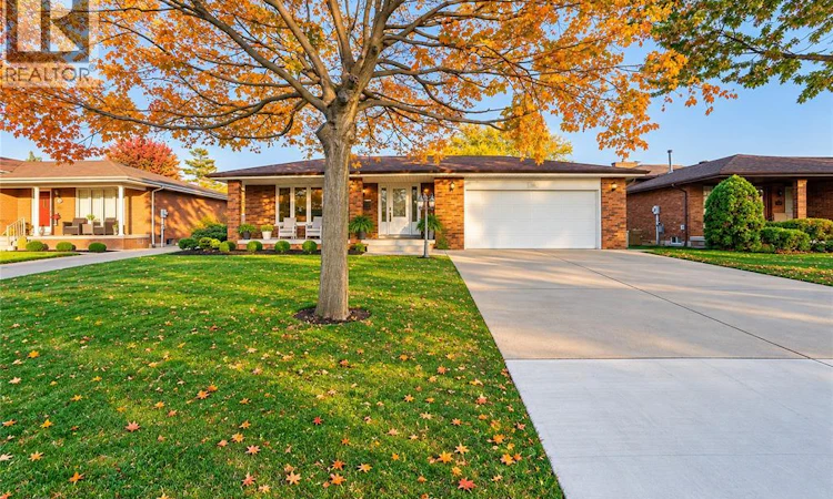 386 Woodridge Drive