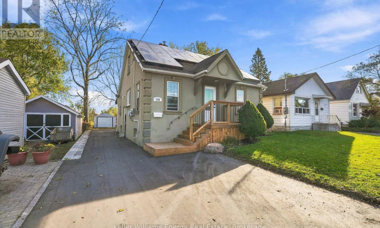 359 Ritson Road N