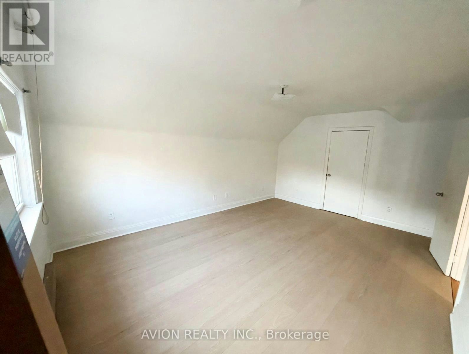 58 Abitibi Avenue, Toronto, ON, M2M 2V4 - 6