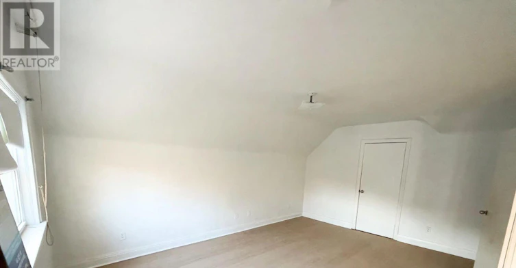 58 Abitibi Avenue, Toronto, ON, M2M 2V4 - 6