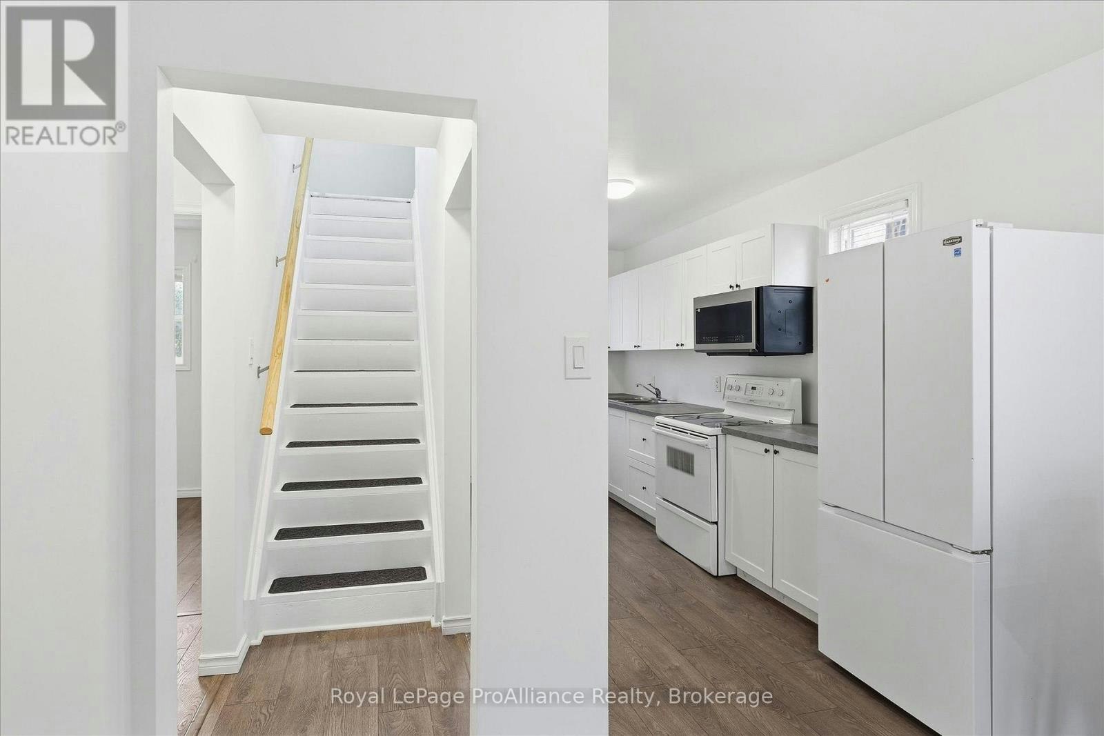 1310 Clonsilla Avenue, Peterborough, ON, K9J 5Z2 - 26