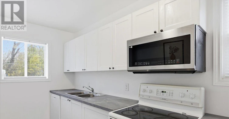 1310 Clonsilla Avenue, Peterborough, ON, K9J 5Z2 - 17
