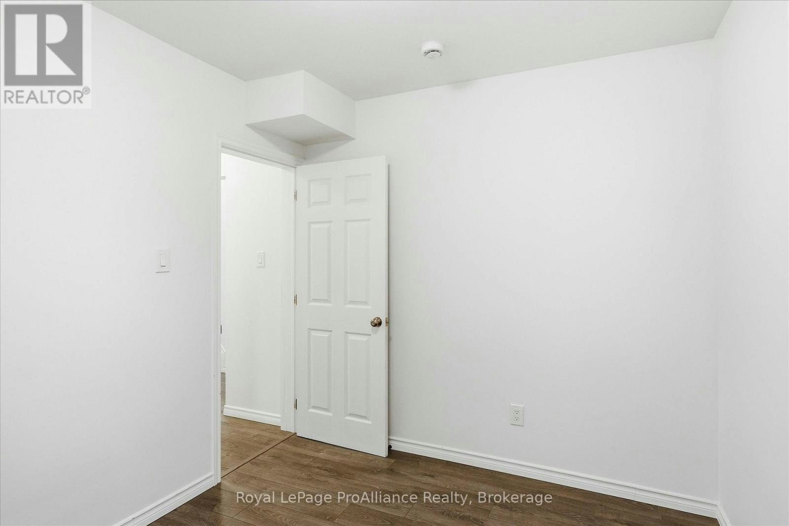 1310 Clonsilla Avenue, Peterborough, ON, K9J 5Z2 - 21