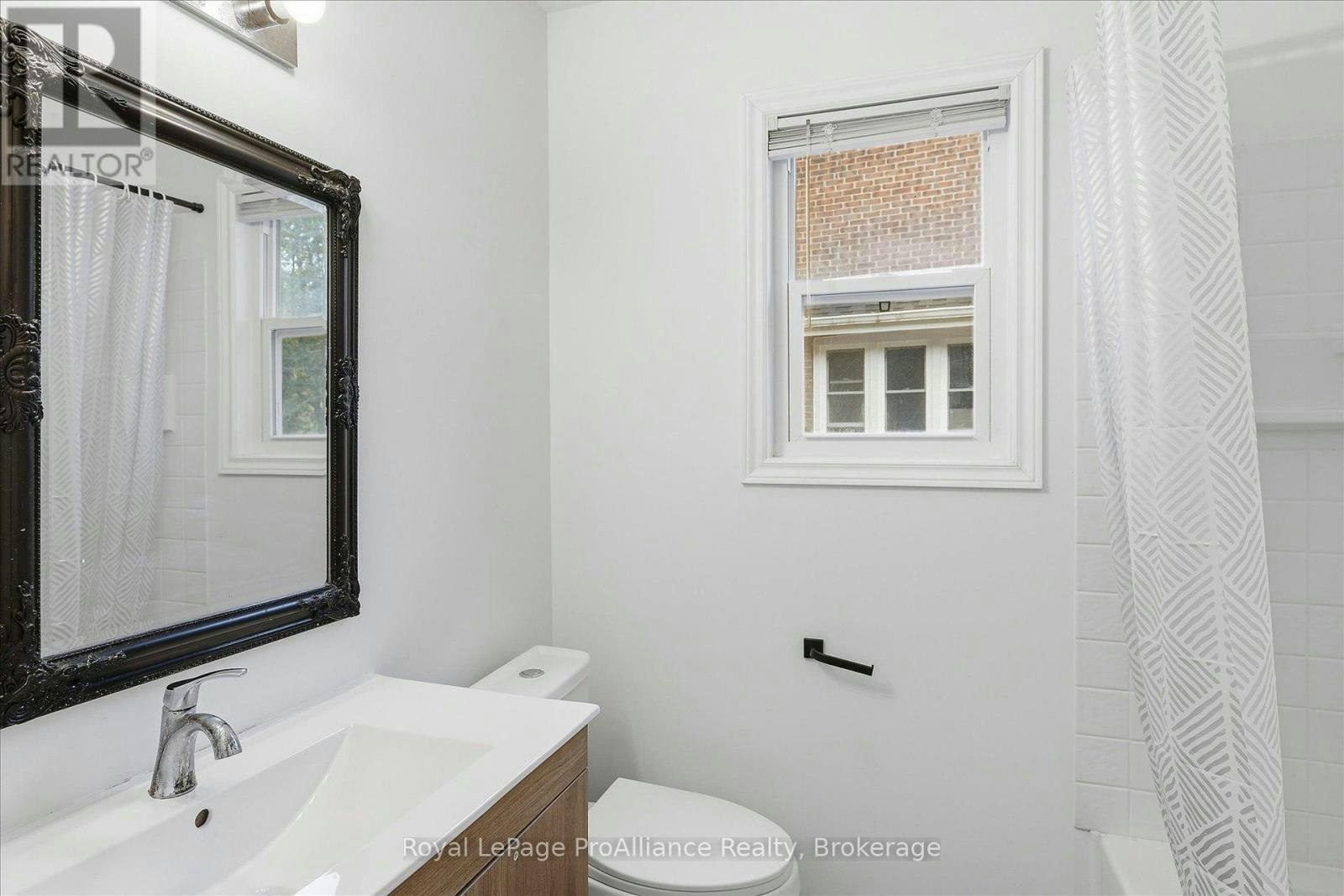 1310 Clonsilla Avenue, Peterborough, ON, K9J 5Z2 - 23