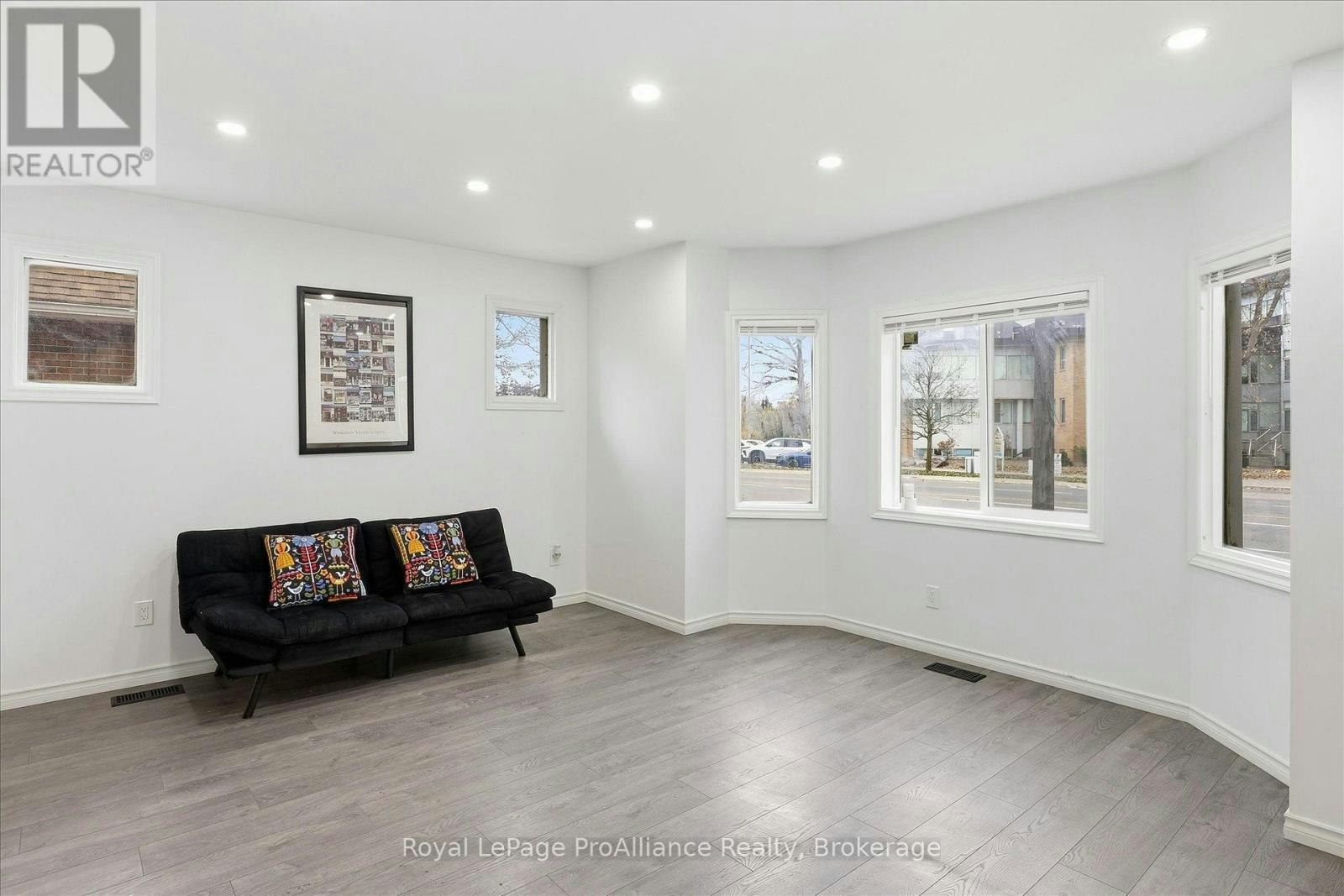 1310 Clonsilla Avenue, Peterborough, ON, K9J 5Z2 - 7