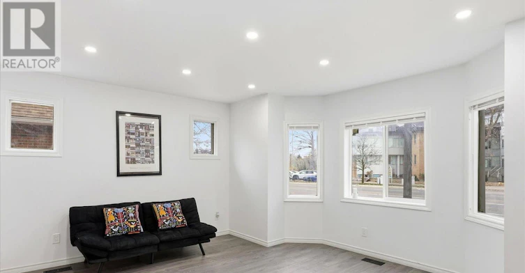 1310 Clonsilla Avenue, Peterborough, ON, K9J 5Z2 - 7