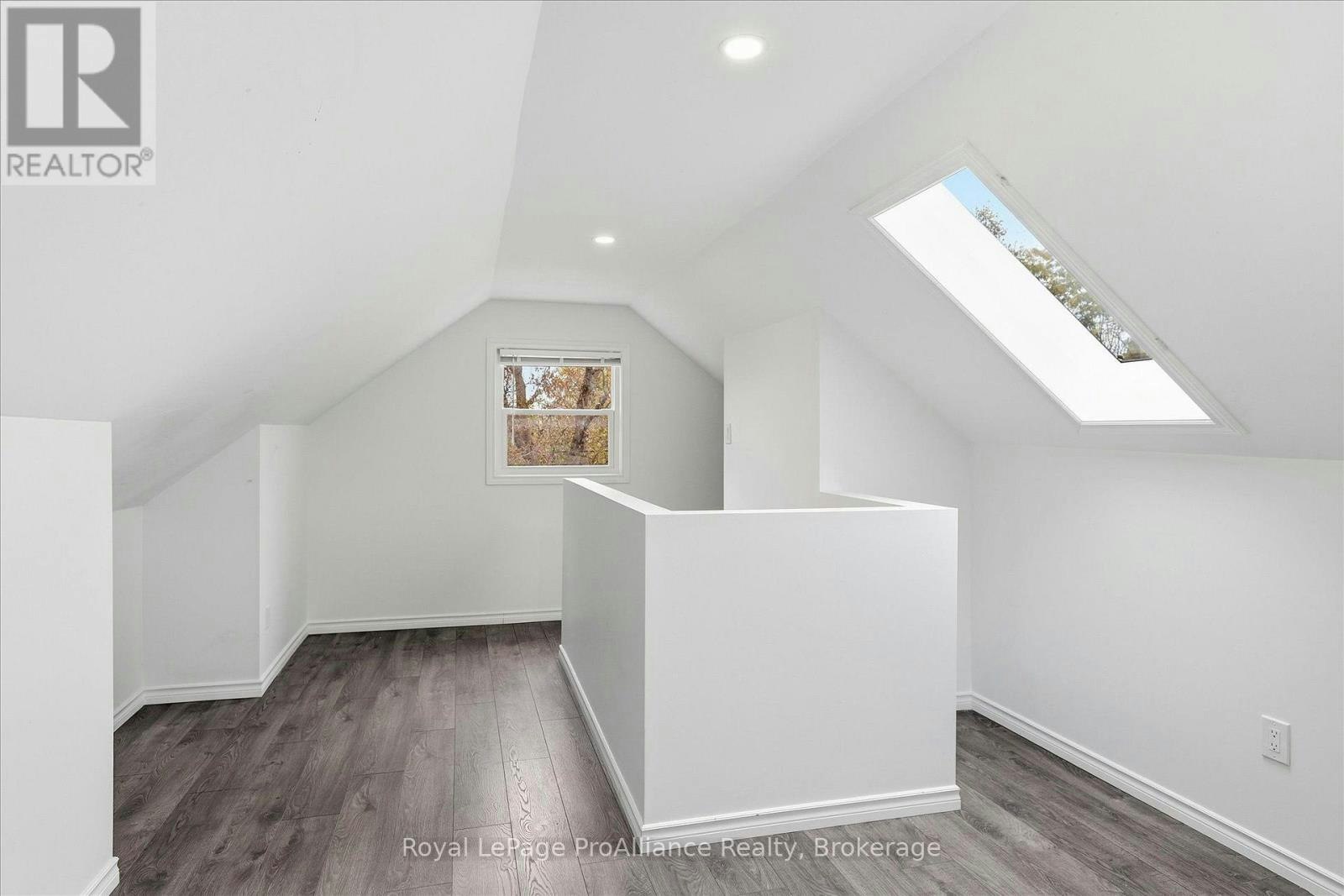 1310 Clonsilla Avenue, Peterborough, ON, K9J 5Z2 - 27