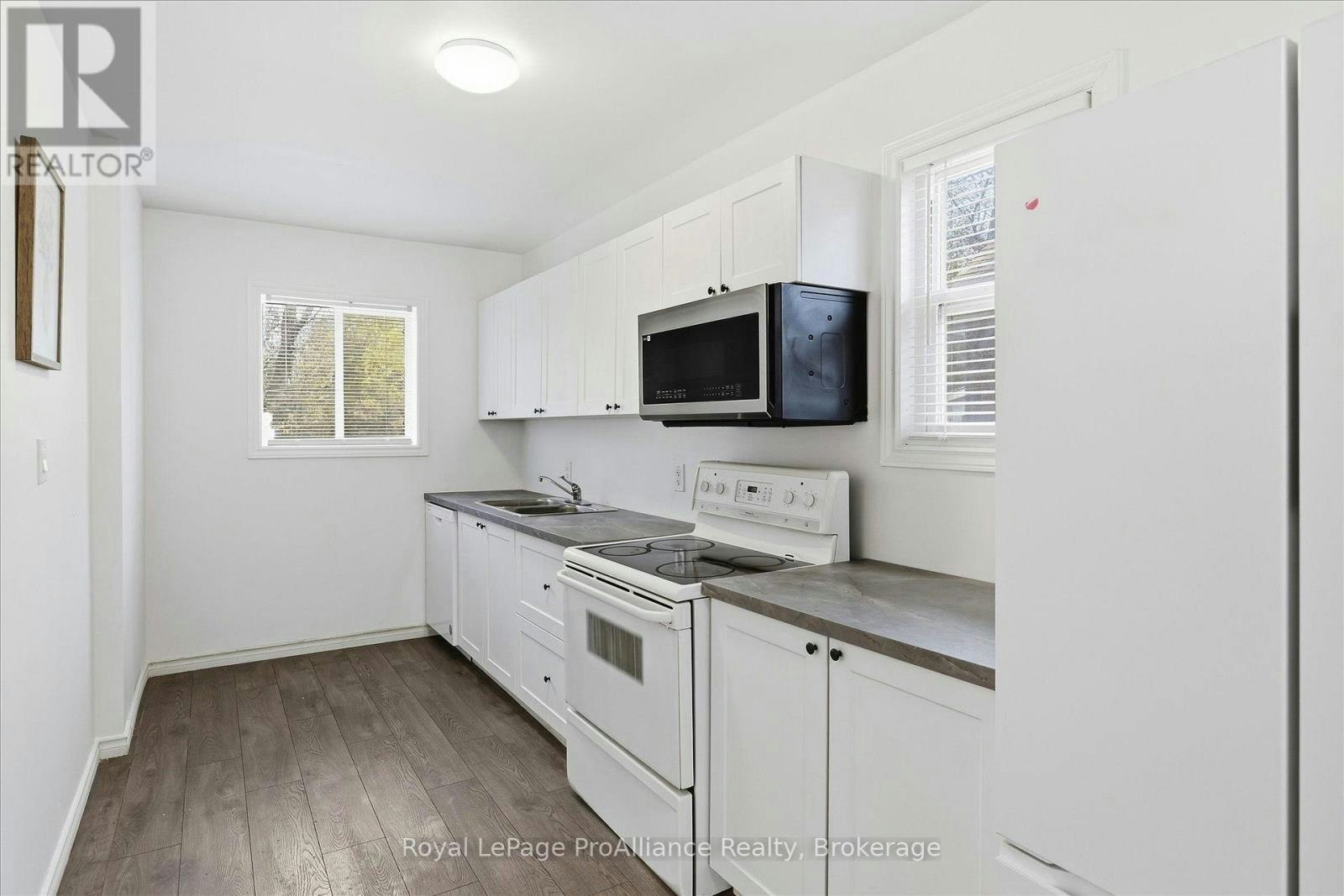 1310 Clonsilla Avenue, Peterborough, ON, K9J 5Z2 - 15