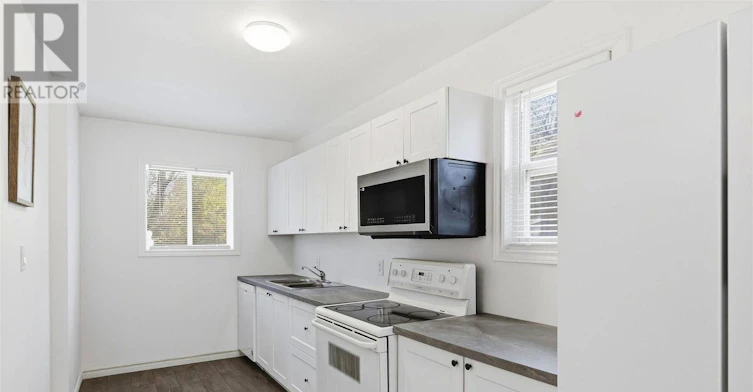 1310 Clonsilla Avenue, Peterborough, ON, K9J 5Z2 - 15