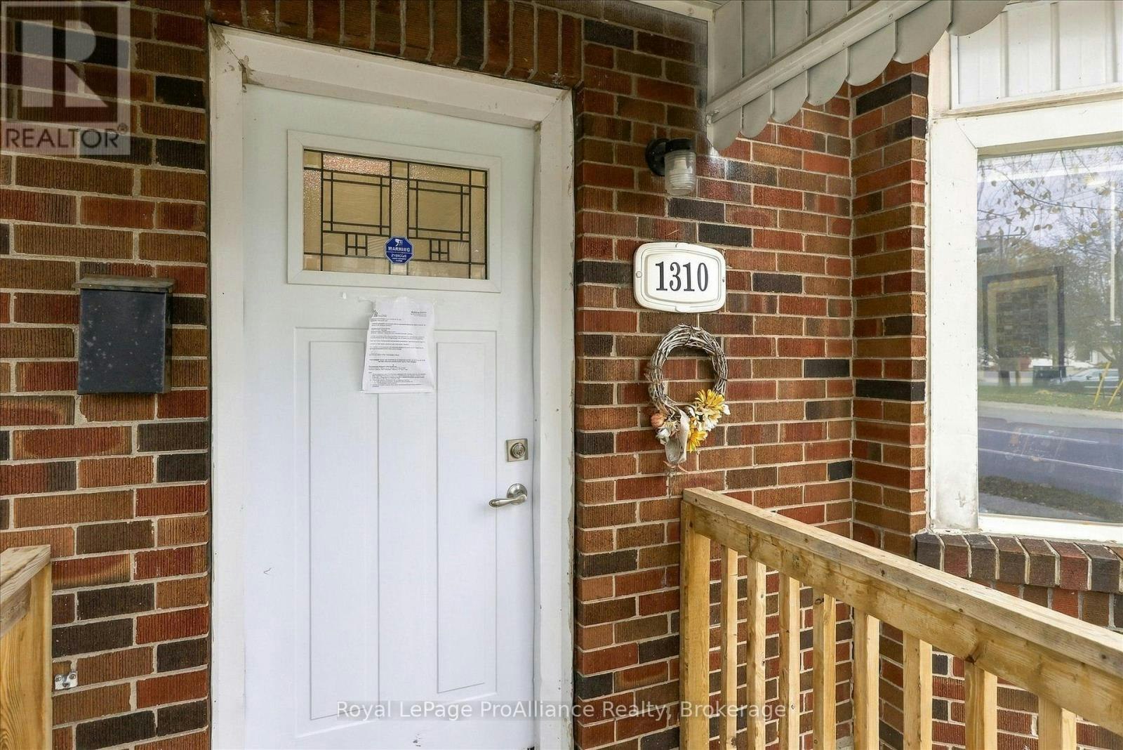 1310 Clonsilla Avenue, Peterborough, ON, K9J 5Z2 - 4