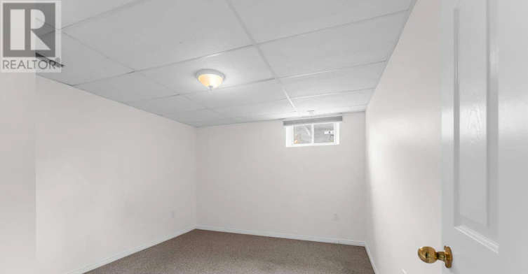 995 Swanfield Street, Kingston, ON, K7M 0A6 - 29