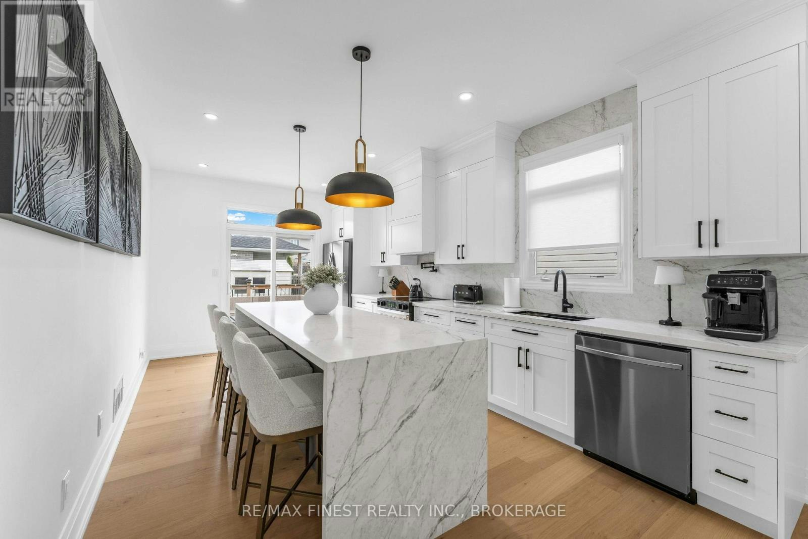 995 Swanfield Street, Kingston, ON, K7M 0A6 - 7
