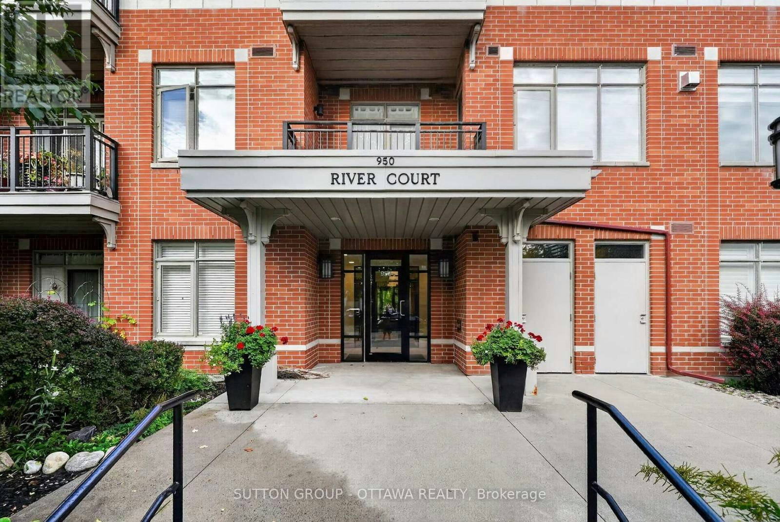 103-950 Marguerite Avenue, Ottawa, ON, K1K 3T8