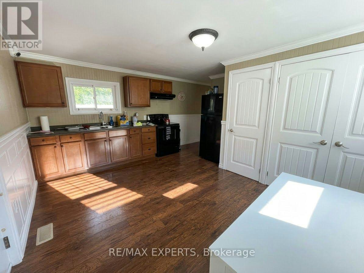 48 49th Street N, Wasaga Beach, ON, L9Z 1Y1 - 3