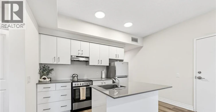 303-261 King Street E, Hamilton, ON, L8N 1B9 - 9