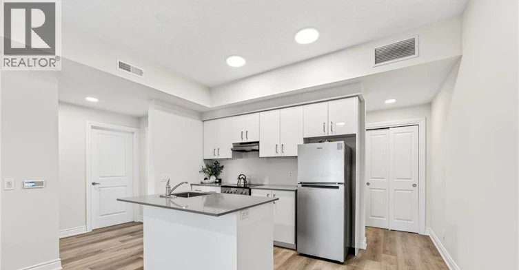 303-261 King Street E, Hamilton, ON, L8N 1B9 - 7