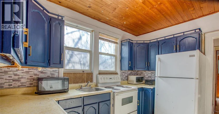 UPPER-478 Rosedale Avenue, Windsor, ON, N8X 1X6 - 2