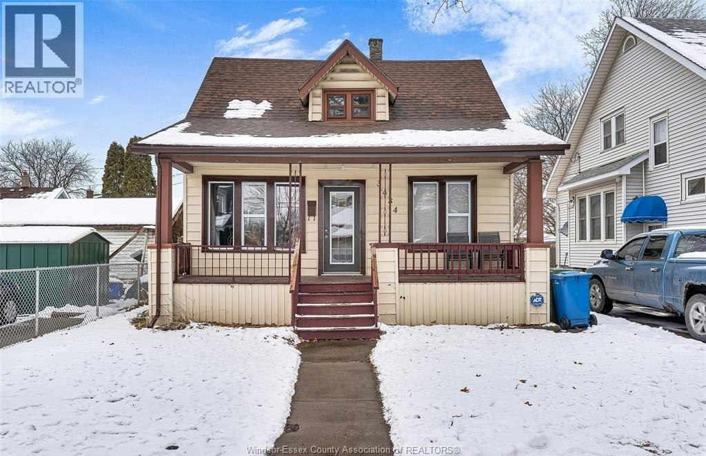 3484 Peter Street, Windsor, ON, N9C 1J3 - 2