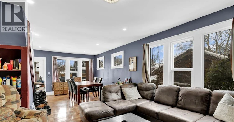 3484 Peter Street, Windsor, ON, N9C 1J3 - 5