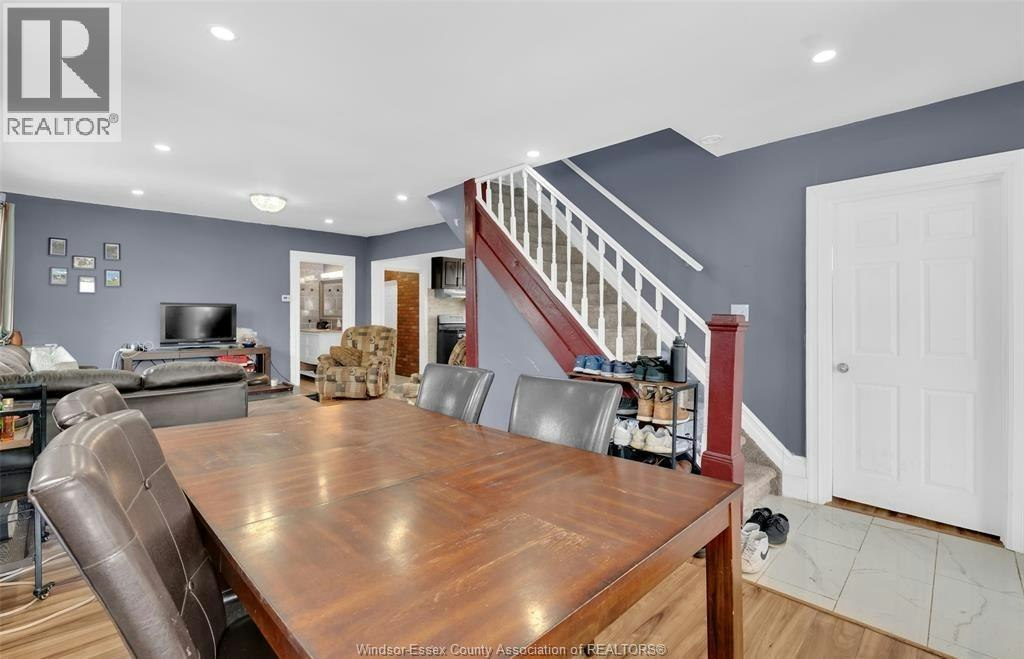 3484 Peter Street, Windsor, ON, N9C 1J3 - 9