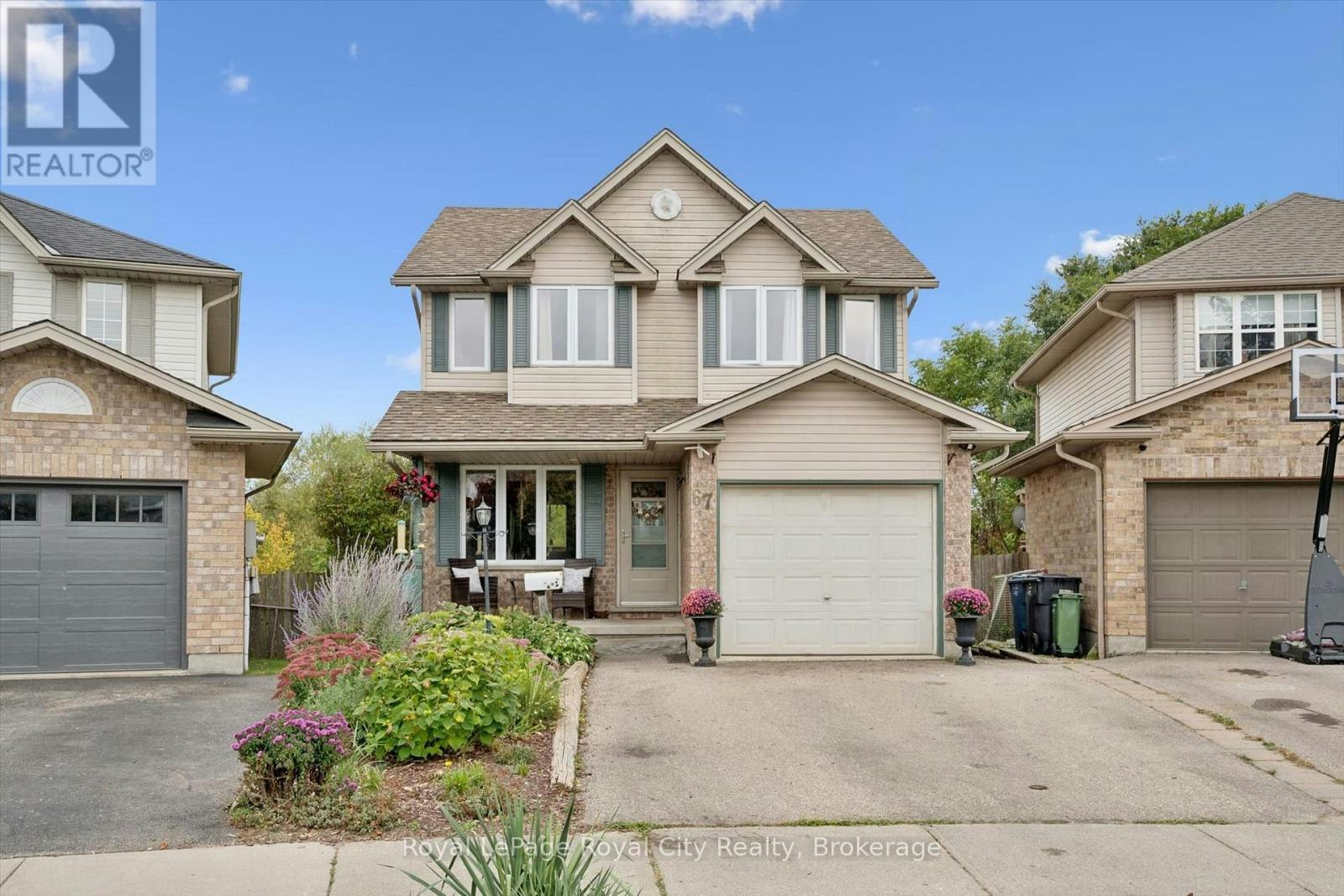 67 Cedarvale Avenue, Guelph, ON, N1E 6Y3