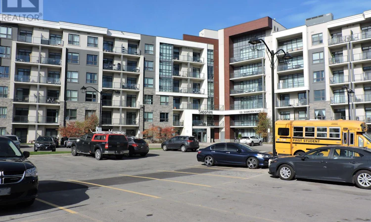 518-125 Shoreview Place