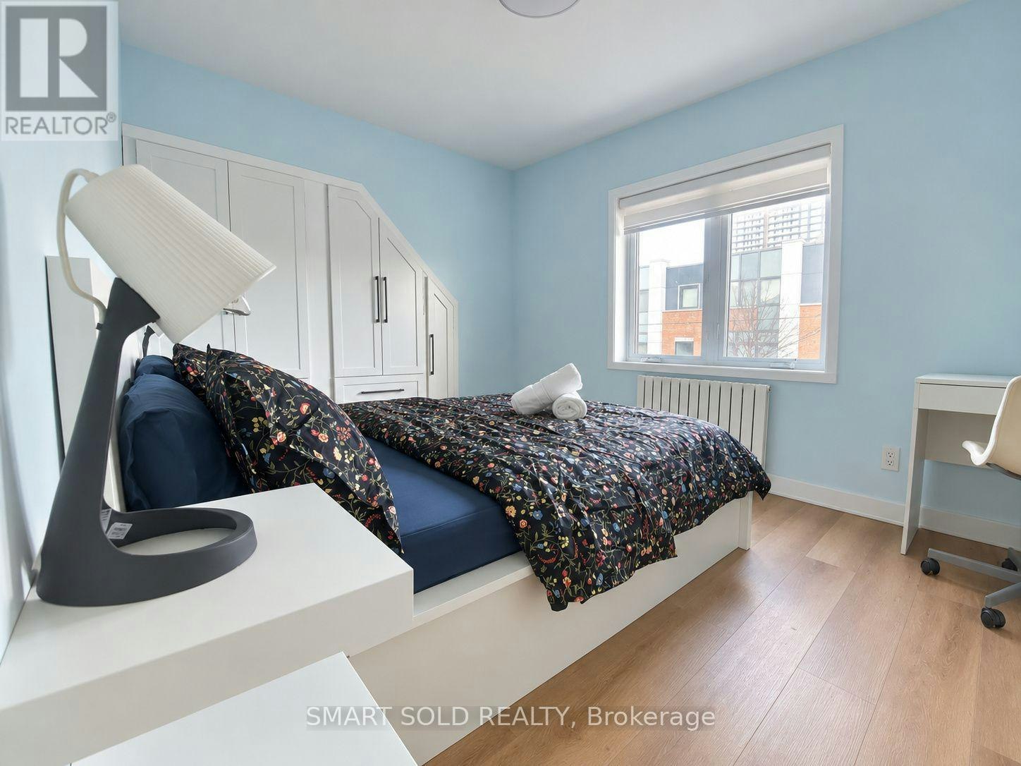 42 Arnold Avenue, Toronto, ON, M5A 3B2 - 19