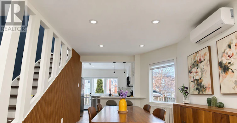 42 Arnold Avenue, Toronto, ON, M5A 3B2 - 8