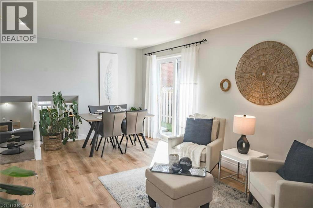 729 Fairway Court, Kitchener, ON, N2A 4B4