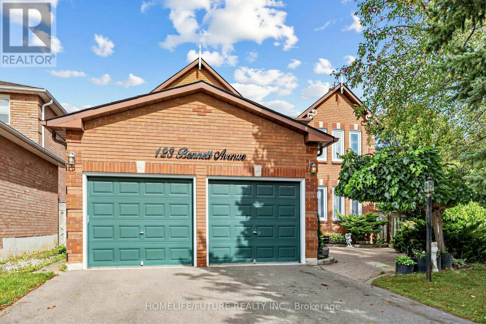 123 Bennett Avenue, Ajax, ON, L1T 3R8 - 2