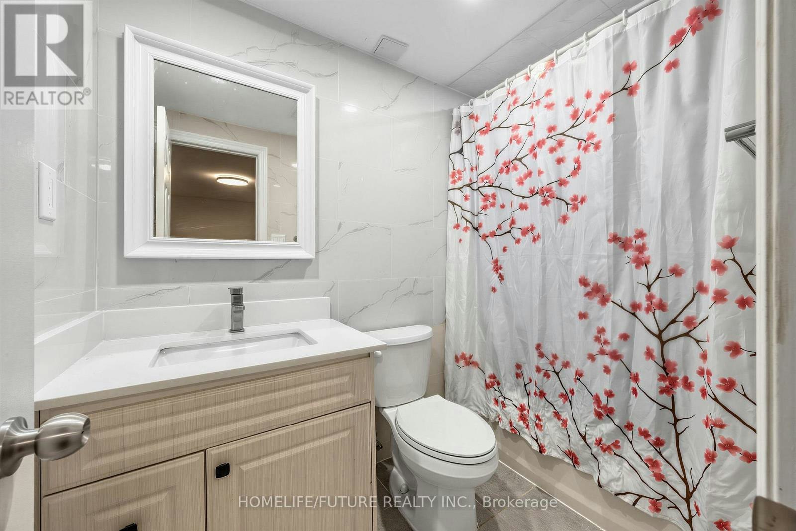 123 Bennett Avenue, Ajax, ON, L1T 3R8 - 9