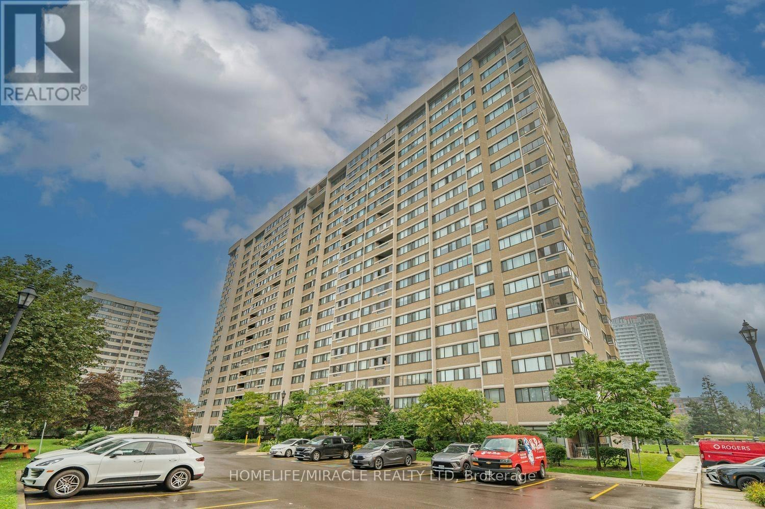 502-50 Elm Drive E, Mississauga, ON, L5A 3X2