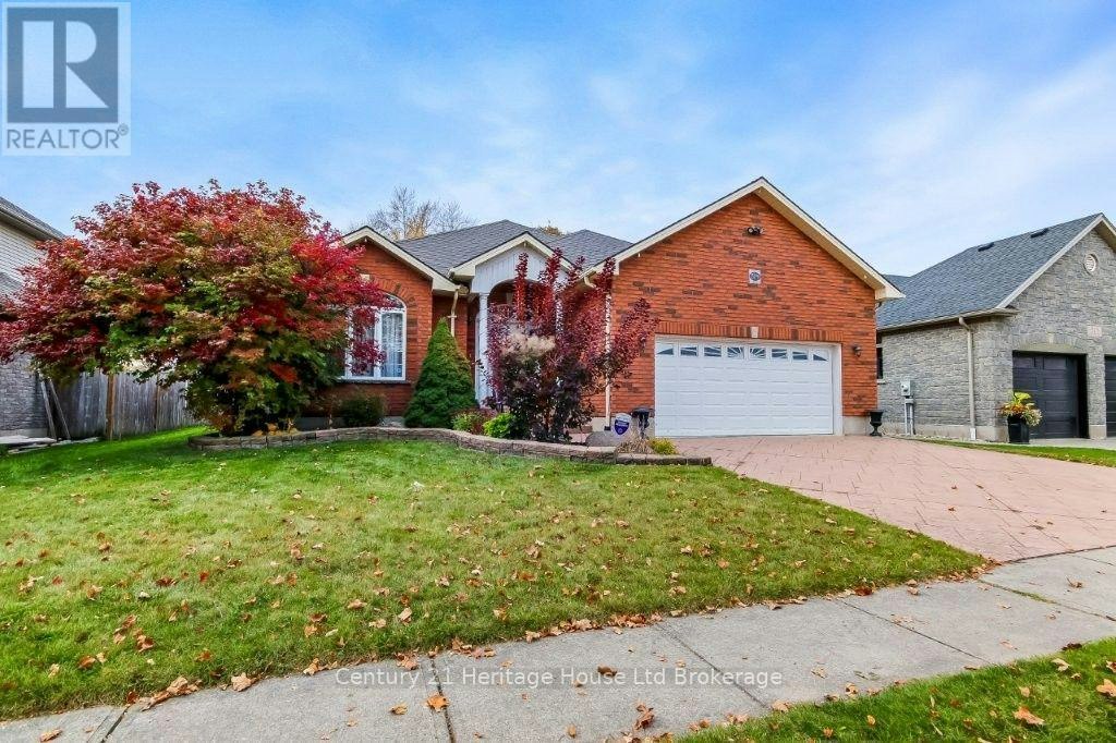 519 Crestwood Court N, Woodstock, ON, N4T 1V3