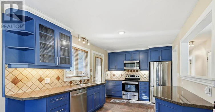 124 Wincott Drive, Toronto, ON, M9R 2P6 - 13