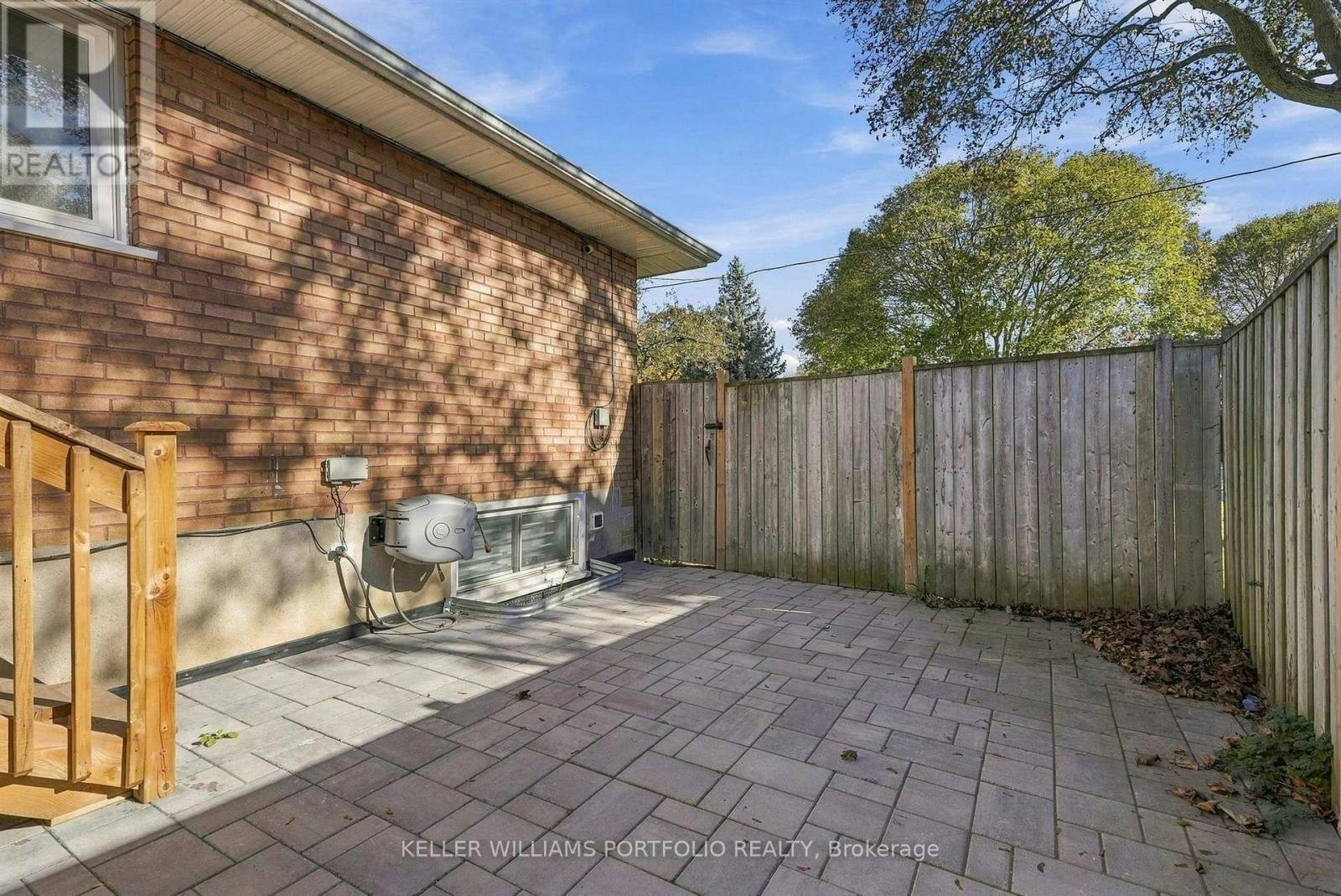 124 Wincott Drive, Toronto, ON, M9R 2P6 - 41