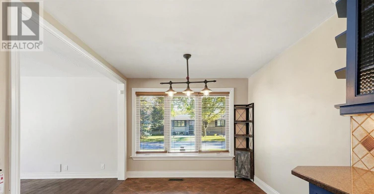 124 Wincott Drive, Toronto, ON, M9R 2P6 - 14