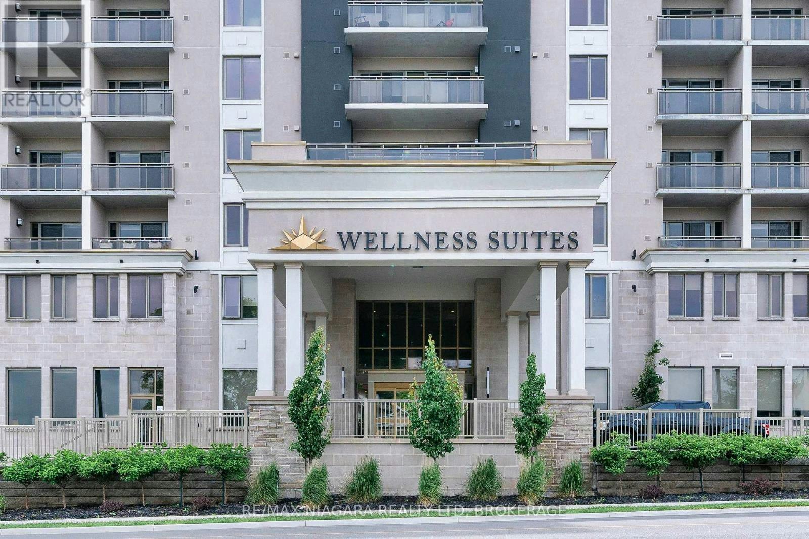814-5698 Main Street, Niagara Falls, ON, L2G 5Z4 - 5