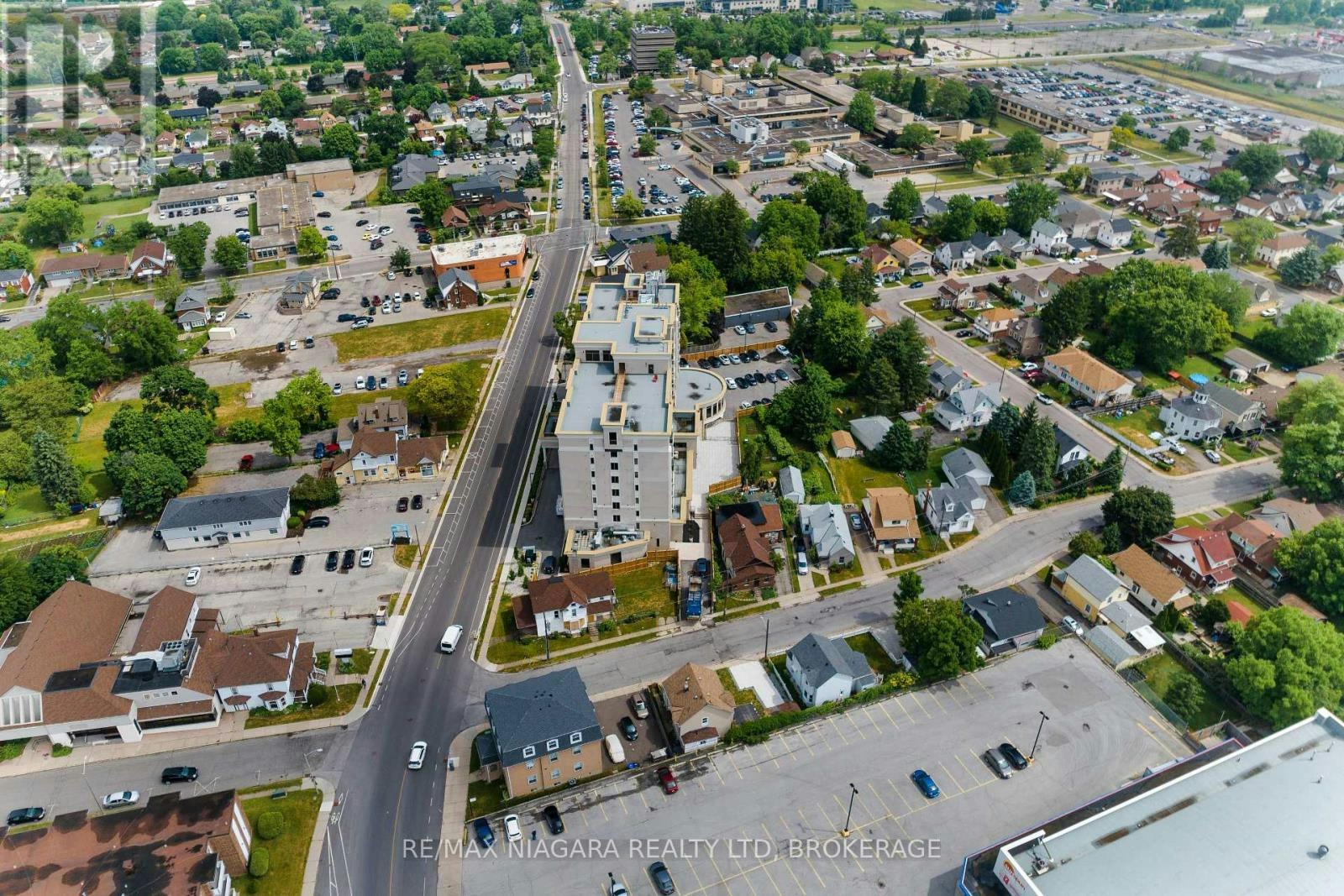 814-5698 Main Street, Niagara Falls, ON, L2G 5Z4 - 16