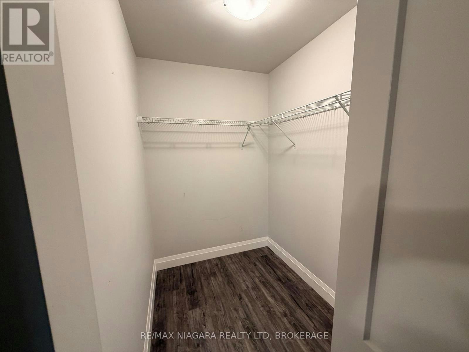 814-5698 Main Street, Niagara Falls, ON, L2G 5Z4 - 25