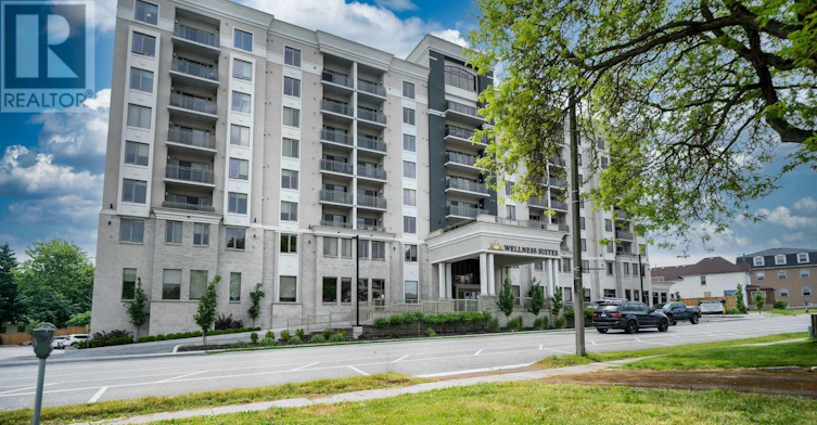 814-5698 Main Street, Niagara Falls, ON, L2G 5Z4 - 4