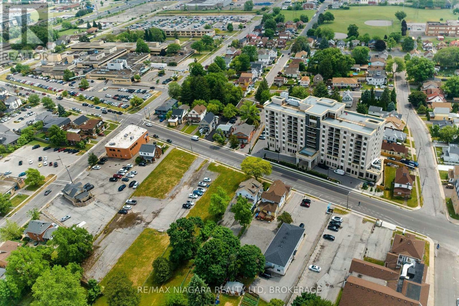 814-5698 Main Street, Niagara Falls, ON, L2G 5Z4 - 27