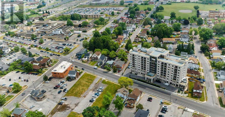 814-5698 Main Street, Niagara Falls, ON, L2G 5Z4 - 27