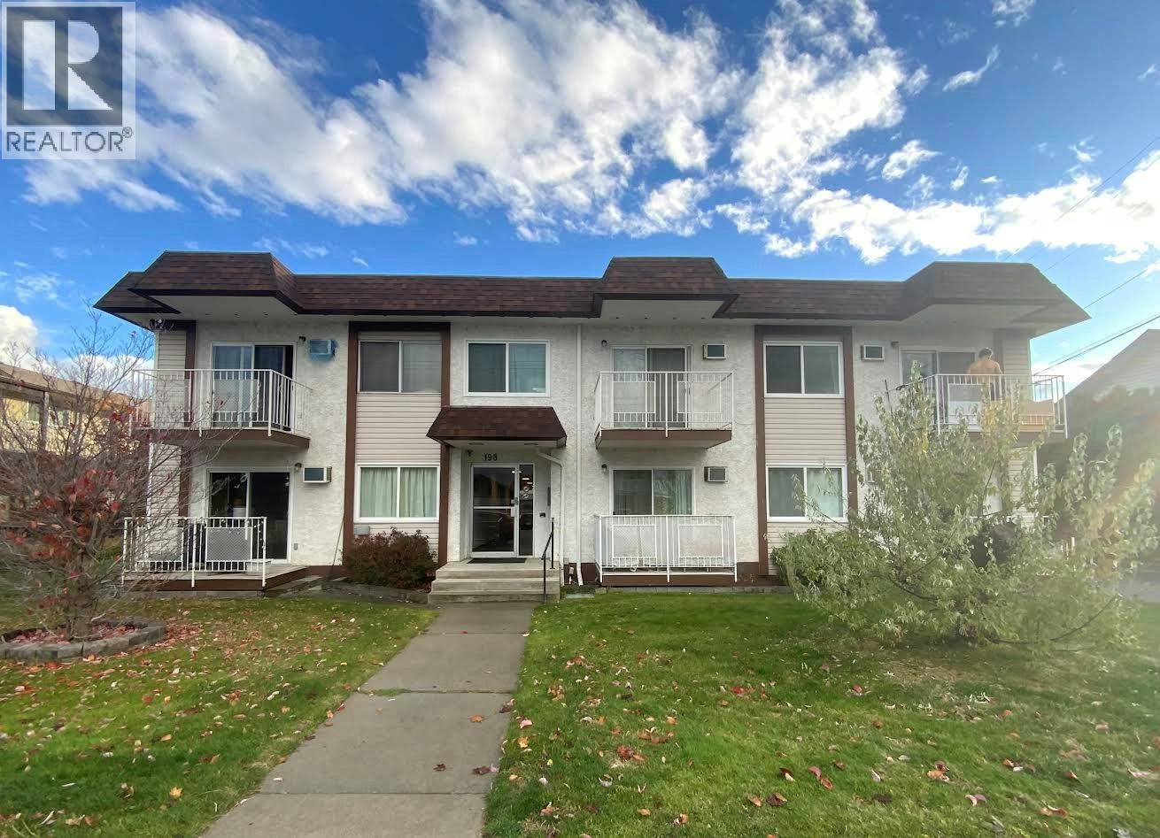 207-198 Roy Avenue, Penticton, BC, V2A 3M9