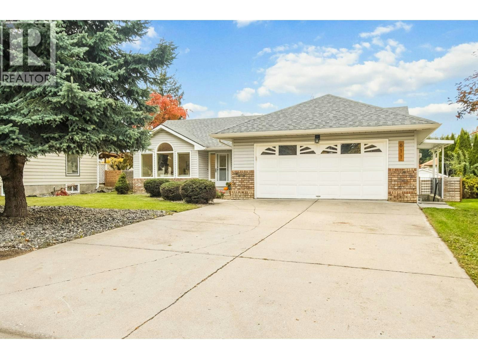 611 SE 25 Street, Salmon Arm, BC, V1E 1C8