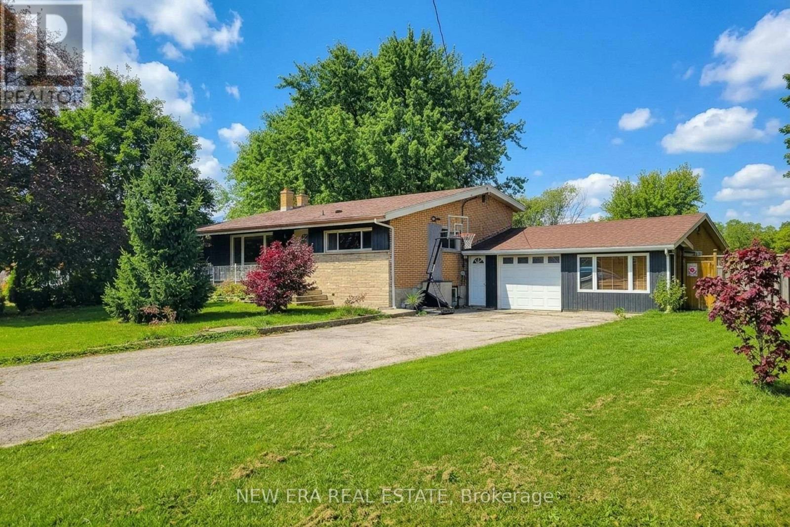 29 Second Road E, Hamilton, ON, L8J 3H9