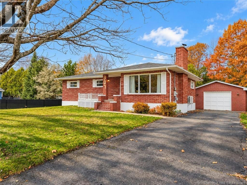 307 Dayton Court, Fredericton, NB, E3A 3G3