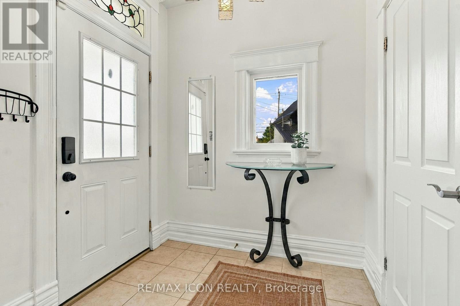 820 Stedwell Street, London, ON, N5Z 1L8 - 4